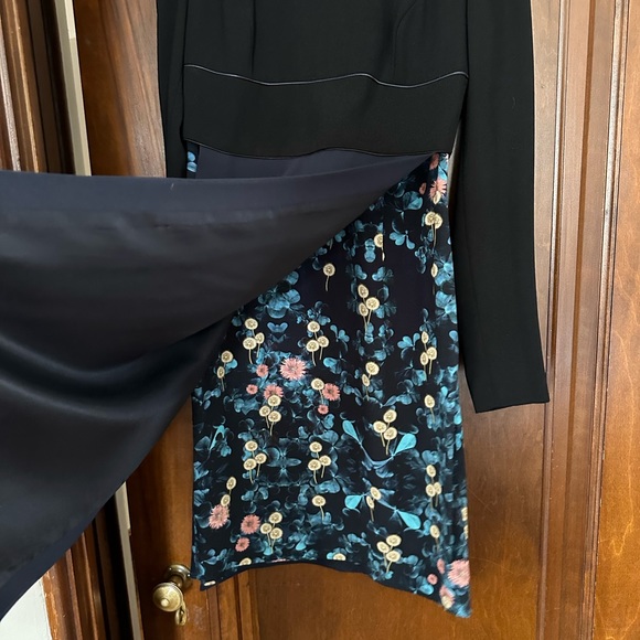 NWT: Class Roberto Cavalli dress SZ 6 - Picture 3 of 5